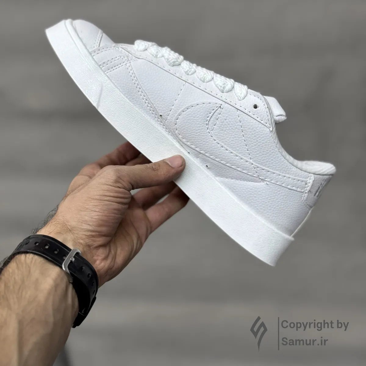 گالری تصاویر کتونی نایک بلیزر سفید ساق کوتاه